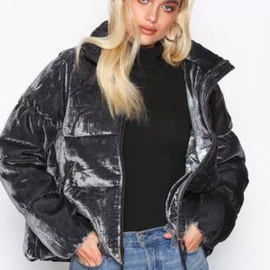 Odd Molly Embrace Velvet Quilted Puffer Jacket Sz Large (3) Asphalt